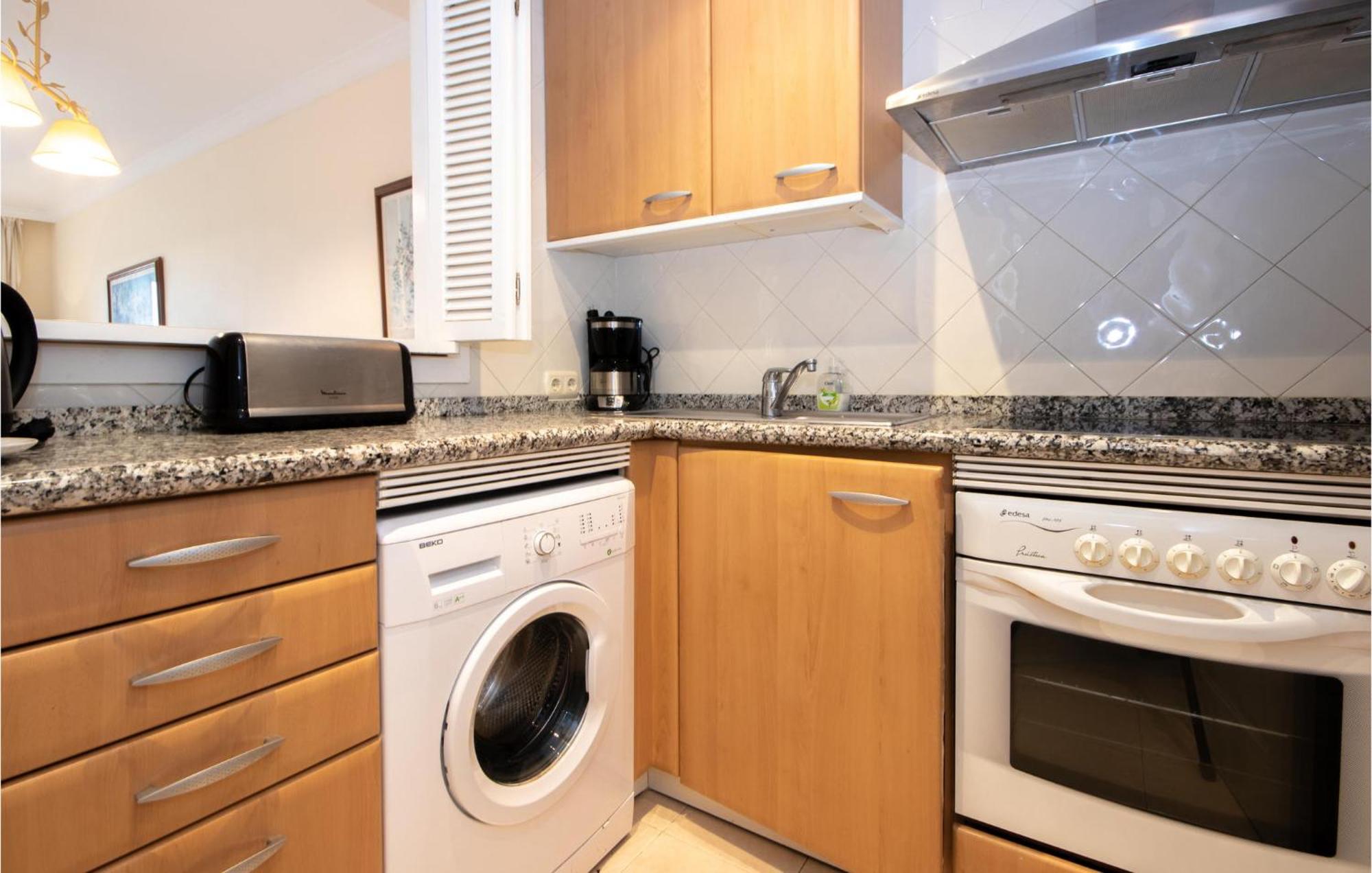 Beautiful Apartment In Marbella-Elviria Esterno foto